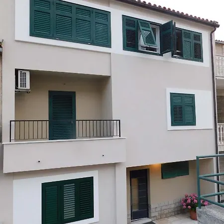 Apartment With A Parking Space - 11361