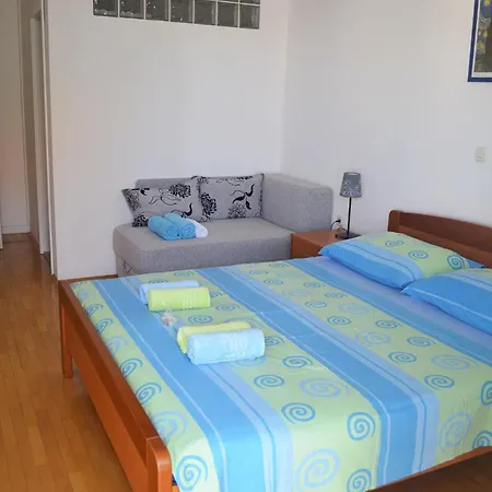 With A Parking Space - 11361 Apartment Makarska